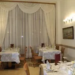 Hotel Capsis Bristol Boutique 5*