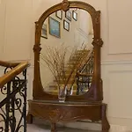 Capsis Bristol Boutique Hotel 5*