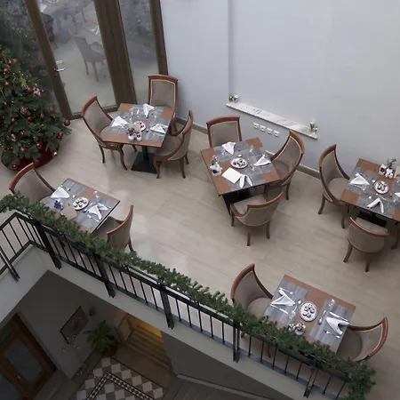 Capsis Bristol Boutique سالونيك