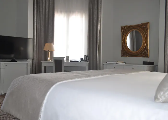 Otel Capsis Bristol Boutique