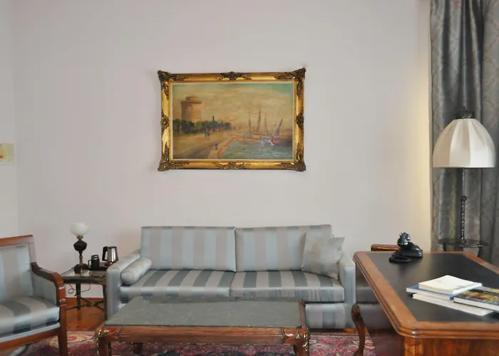 Capsis Bristol Boutique Hotel 5*