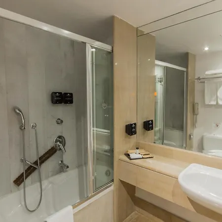 カプシス ブリストル ブティック 5*