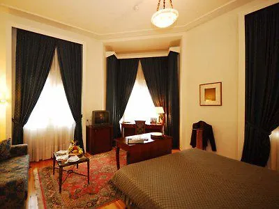 Capsis Bristol Boutique Θεσσαλονίκη