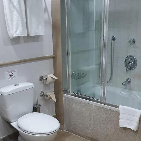 Capsis Bristol Boutique Hotel 5*