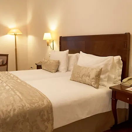 Capsis Bristol Boutique Saloniki