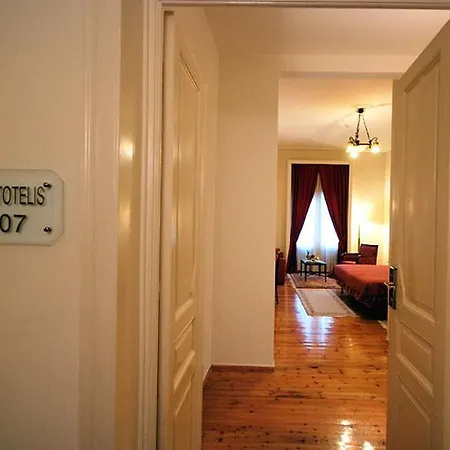 Capsis Bristol Boutique Hotel 5*