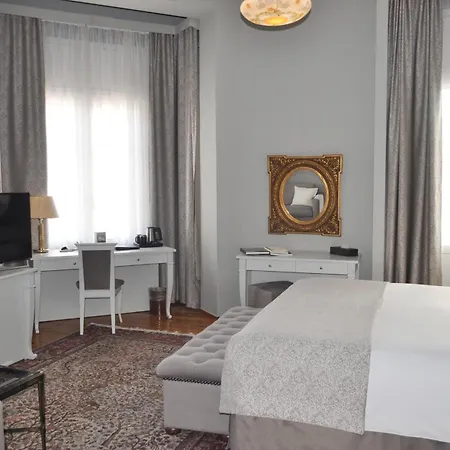 Capsis Bristol Boutique