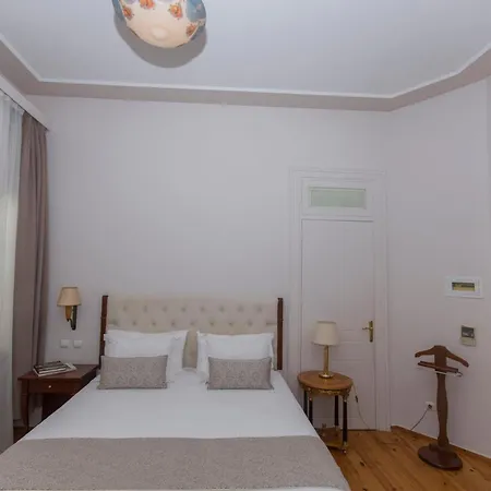 カプシス ブリストル ブティック ホテル 5*