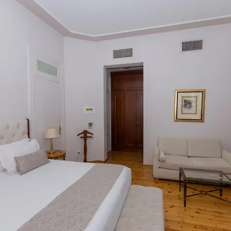 ホテル カプシス ブリストル ブティック 5*