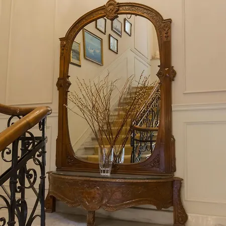 カプシス ブリストル ブティック ホテル 5*