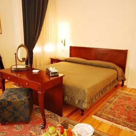 Capsis Bristol Boutique Hotel 5*